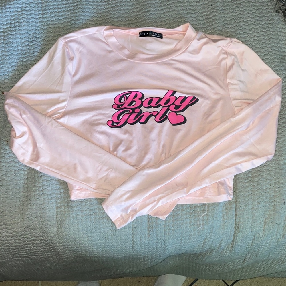 Cropped long sleeve t-shirt